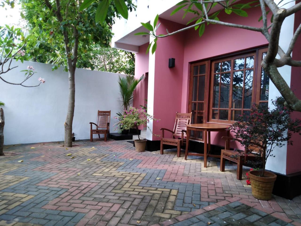 Lija Residence Негомбо Екстериор снимка