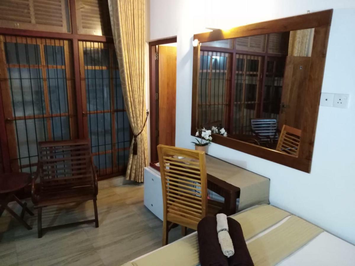Lija Residence Негомбо Екстериор снимка
